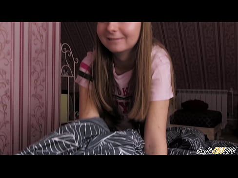 ❤️ ਬਲੌਂਡੀ ਆਪਣੇ BFF ਨੂੰ ਡੂੰਘਾਈ ਨਾਲ ਚੂਸਦੀ ਹੈ ਅਤੇ ਉਸਦੇ ਮੂੰਹ ਵਿੱਚ ਕਮ ਲੈਂਦੀ ਹੈ ️❌  ਸਾਡੇ 'ਤੇ